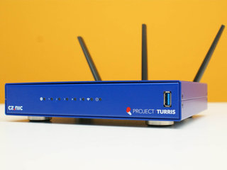 CZ.NIC wifi router